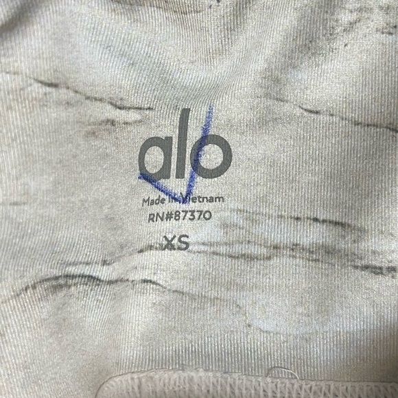 Alo Yoga White and Gray Airbrushed Marbled Full Length Leggings Size XS - Picture 8 of 10